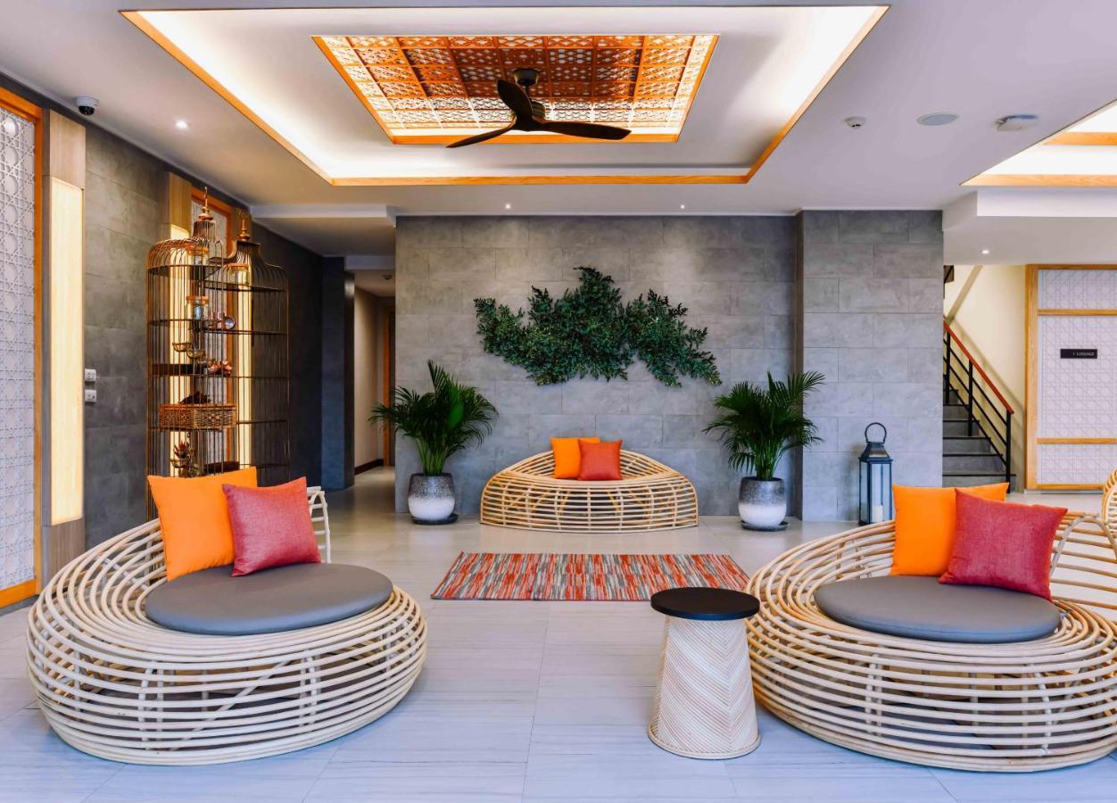 สกายวิว รีสอร์ต ภูเก็ต หาดป่าตอง Hotel Patong ภายนอก รูปภาพ The lobby of the resort